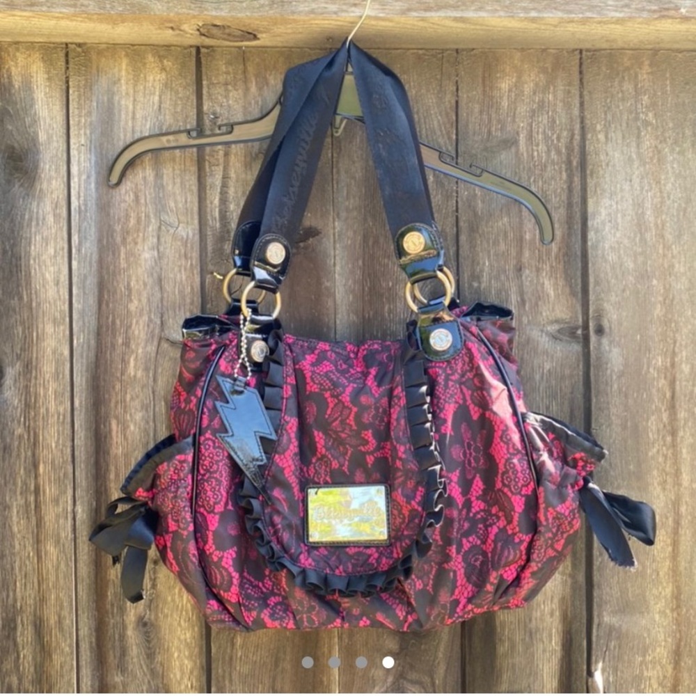 Betsey Johnson designer bag 💗